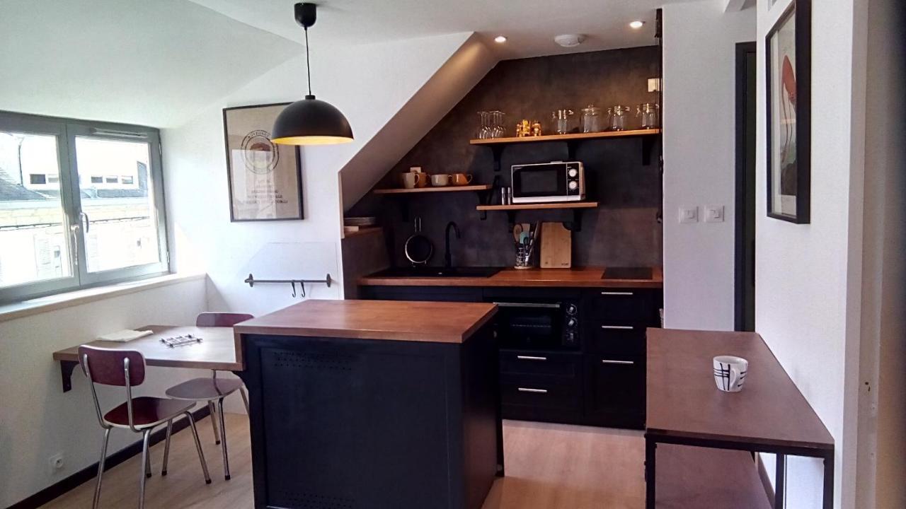 Les Appartements Du 31 - Centre Ville - 3E Etage - 35M2 Quimper Exteriör bild
